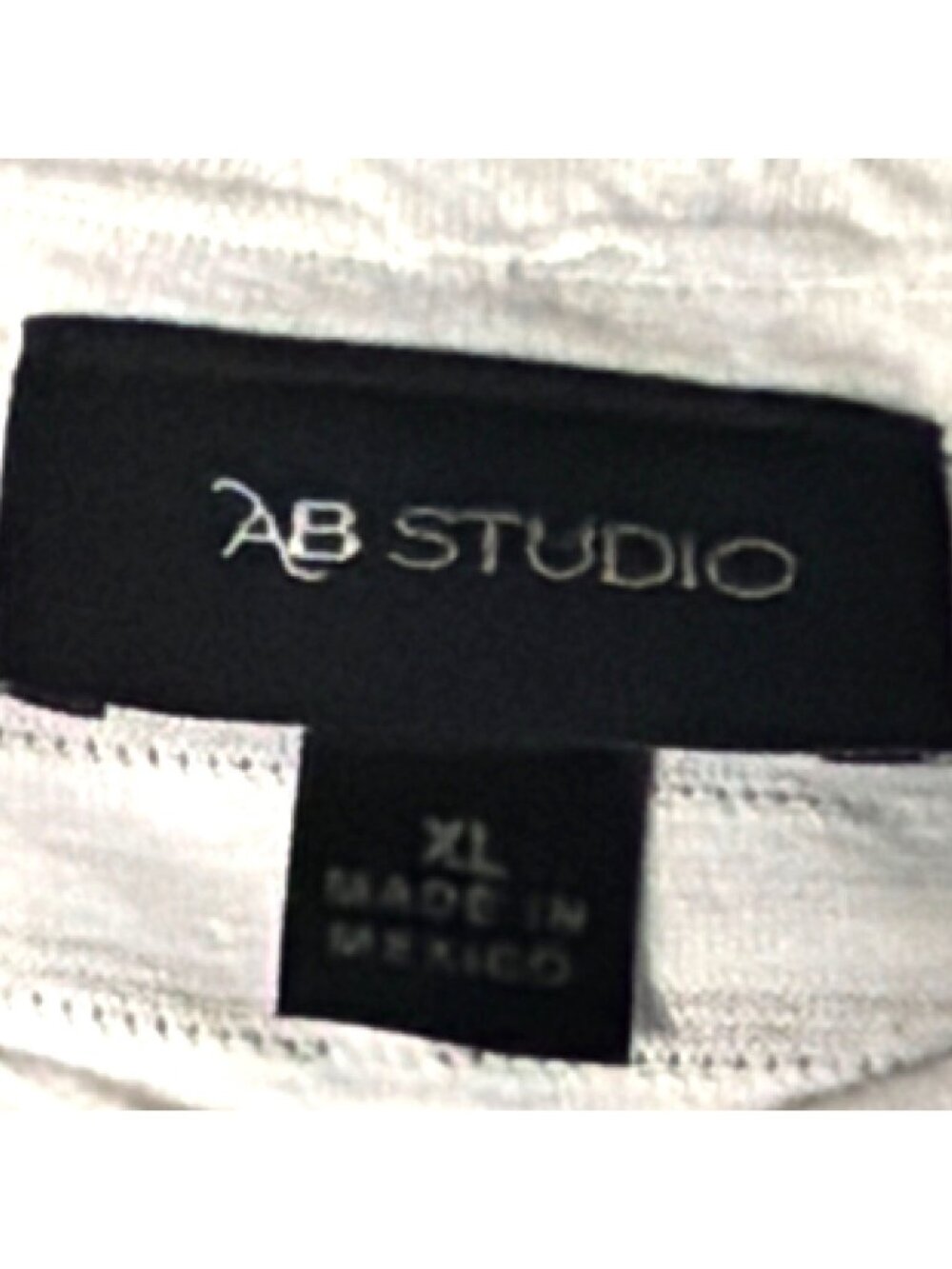 AB Studio Womens Textured White Sleeveless Top XL Casual Lightweight Tank - Picture 3 of 5